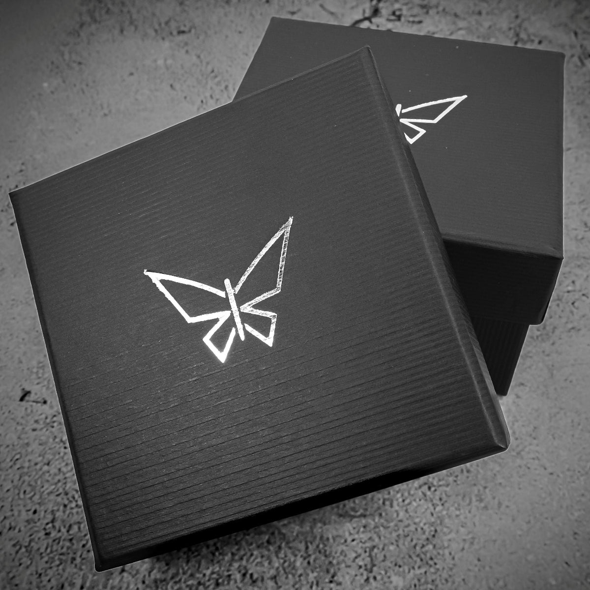 MNRK Bar Pendant Necklace