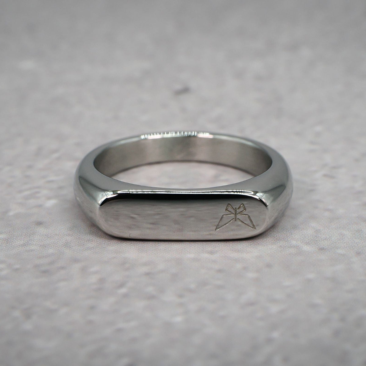 MNRK Signature Ring
