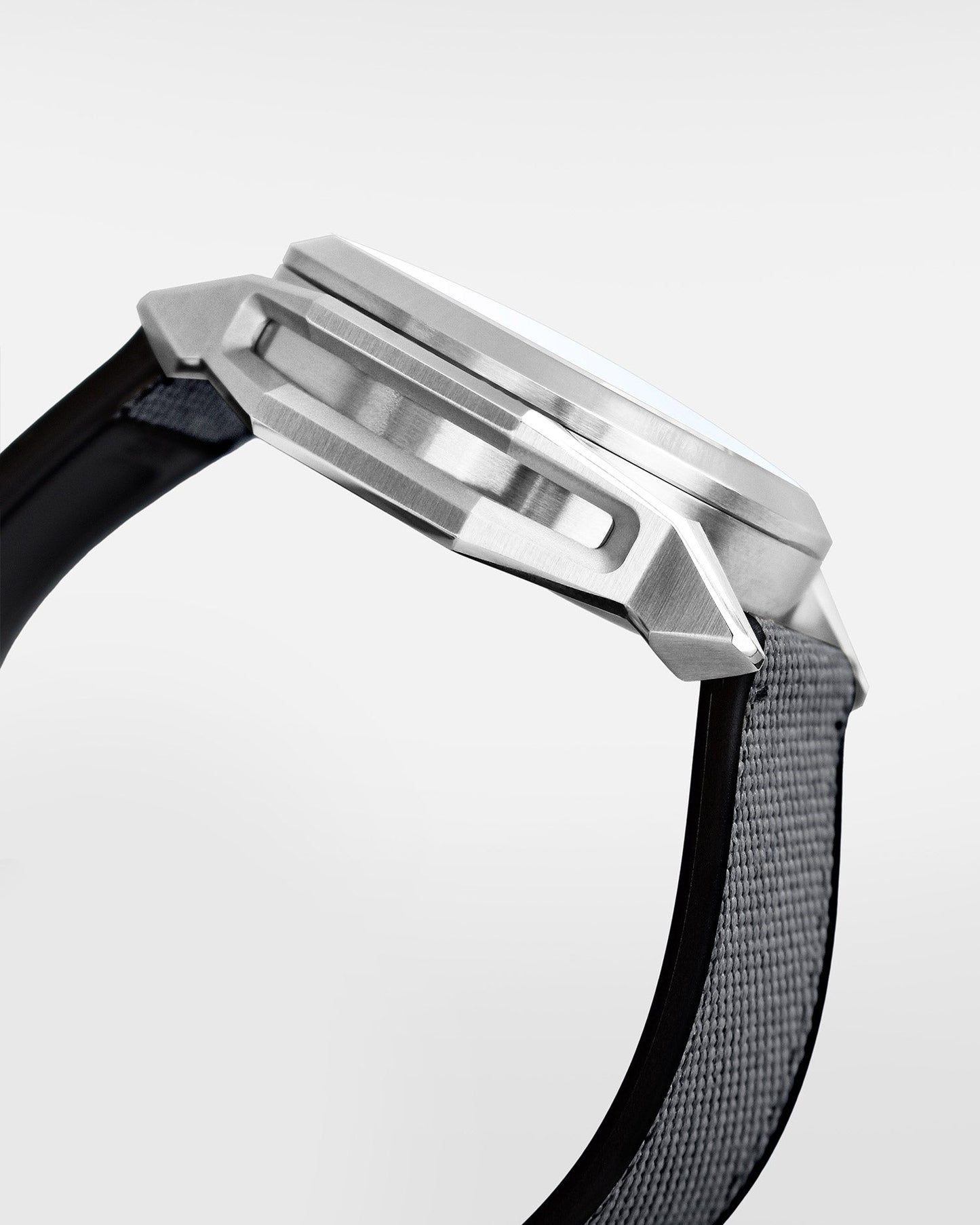 Unbroko C3 Skeleton - 42mm blue