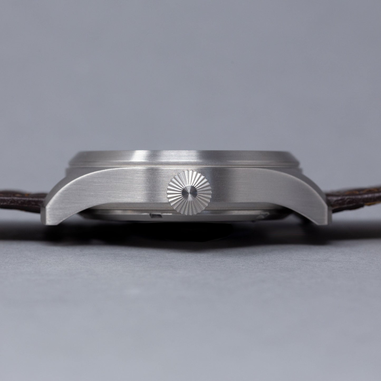 'Turbulence' Cat.1 Aviator's Watch (46mm) | Pullman Brown