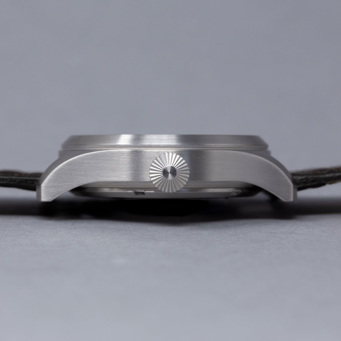 'Turbulence' Cat.1 Aviator's Watch (46mm) | Rook Black