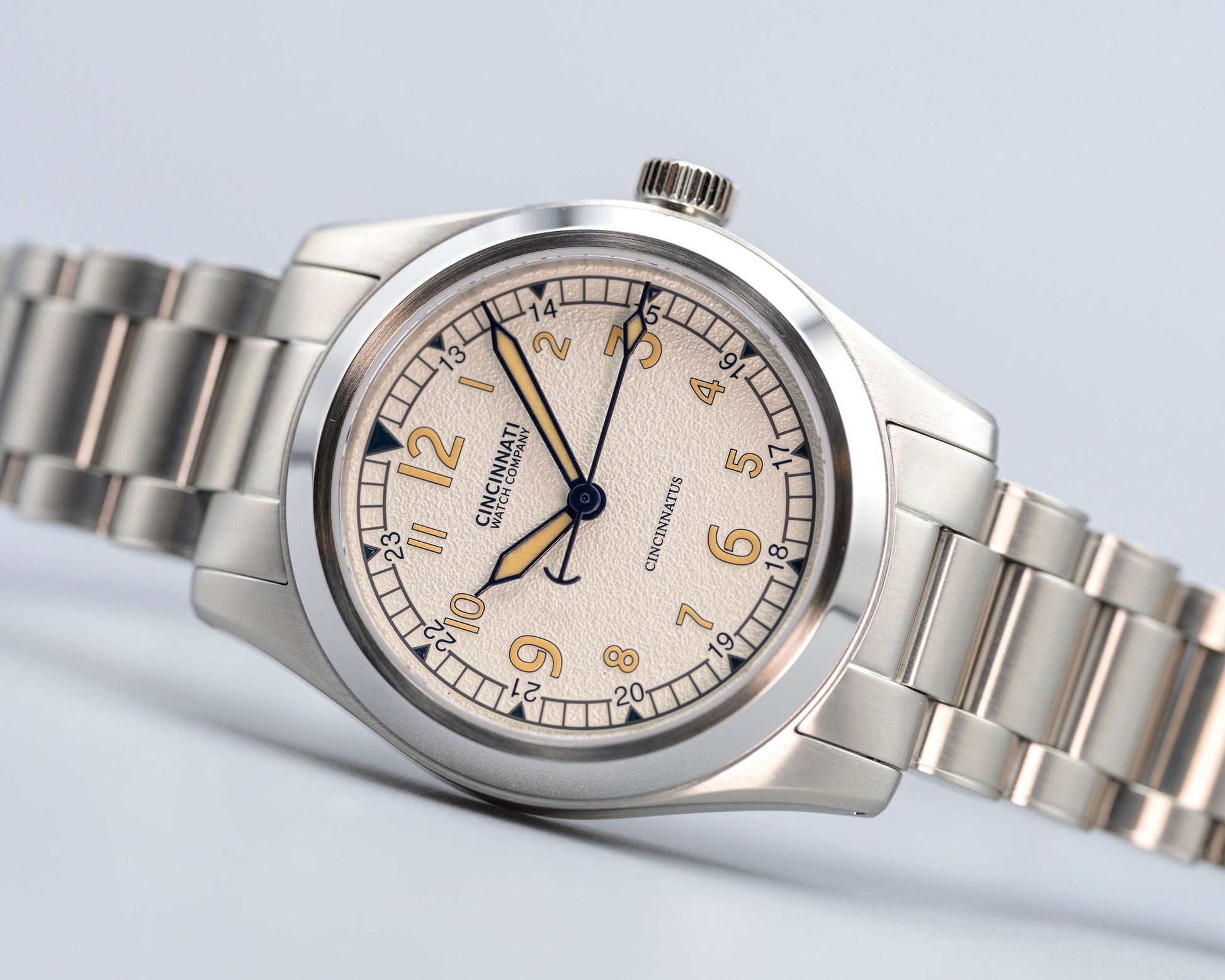 white field watch dial