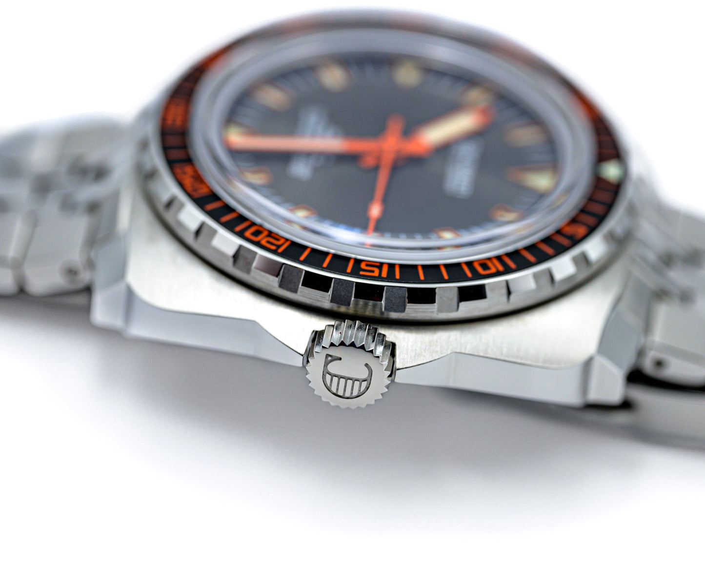 Desk Diver Professional Dive Watch Black & Orange