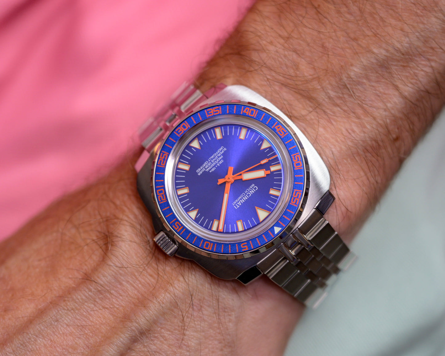 Desk Diver - Professional Electric Blue