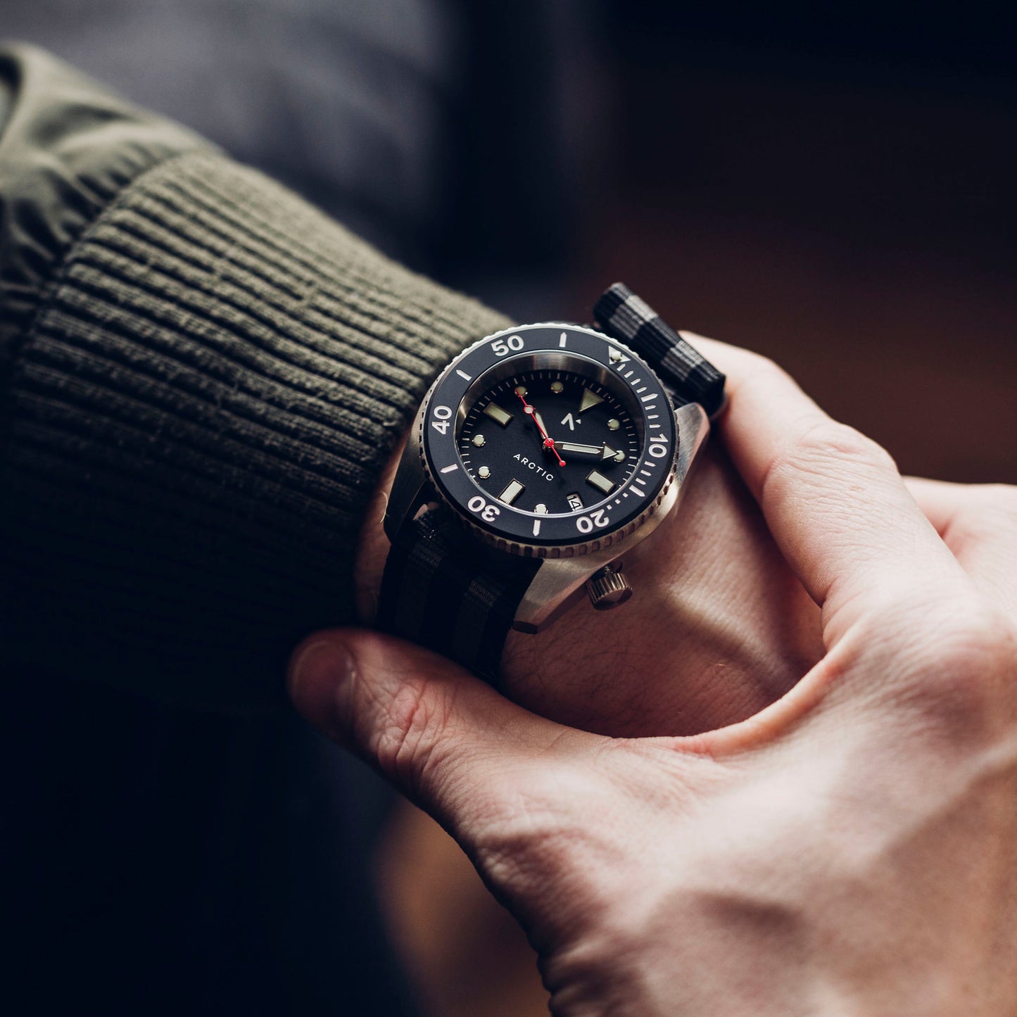 'Arctic' 500m Dive Watch (43mm) | Classic NATO