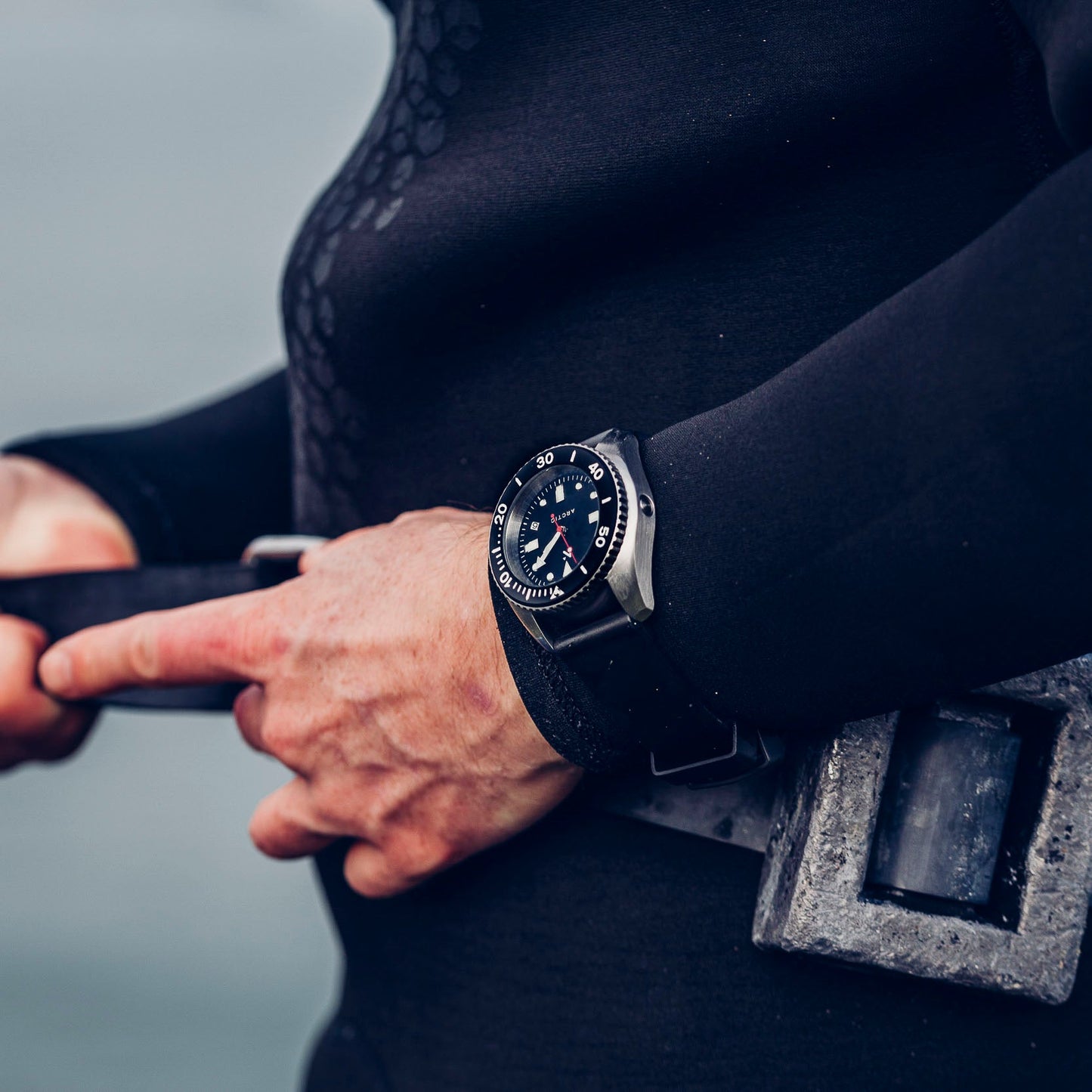 'Arctic' 500m Dive Watch (43mm) | Pitch Black