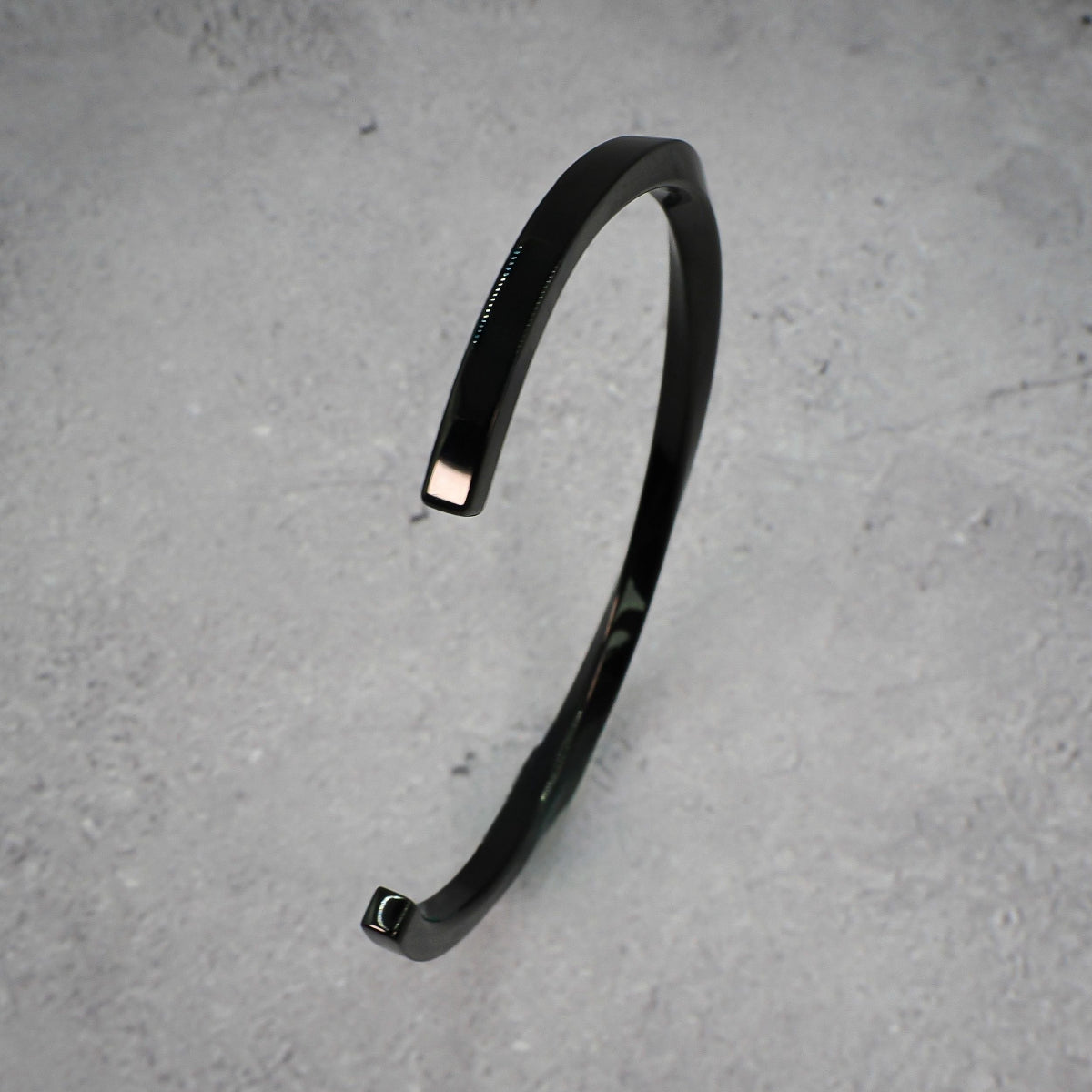 MNRK Minimalist Bracelet