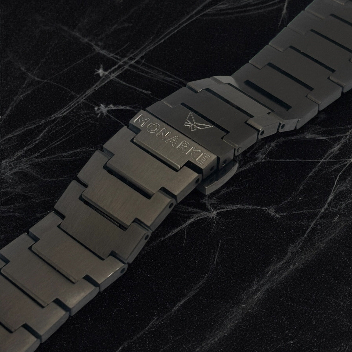 MONARKE -1 [OBSIDIAN]