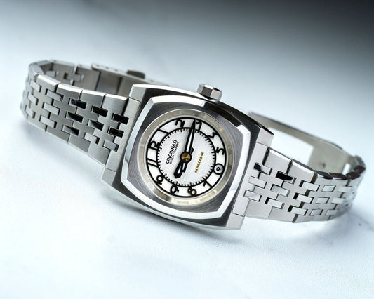 Concourse Silver-White