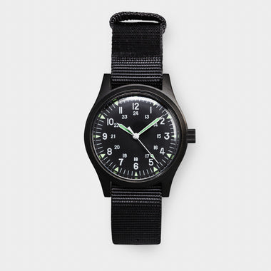 'Terrain Black' Cat.4 Field Watch (38mm) | Limited Edition