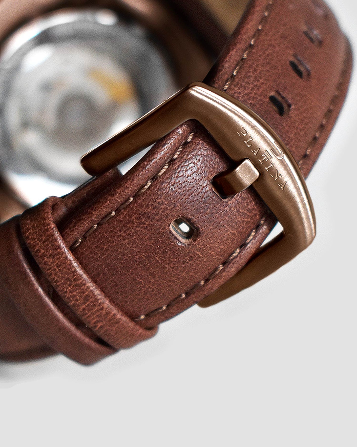 Unbroko C1 Vintage Rust - 44mm beige