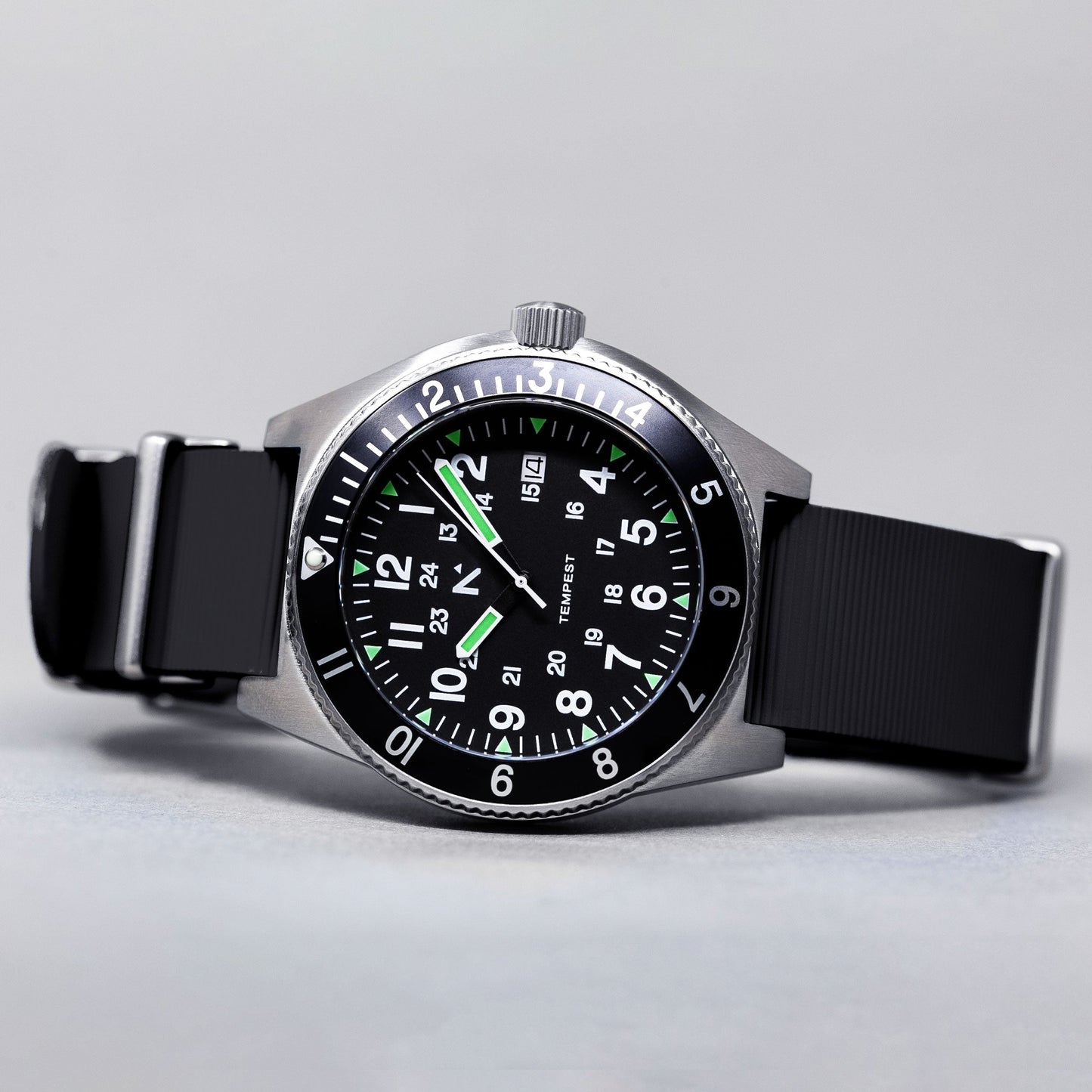 'Tempest' Quartz Navigator Watch (40mm) | Seal Black